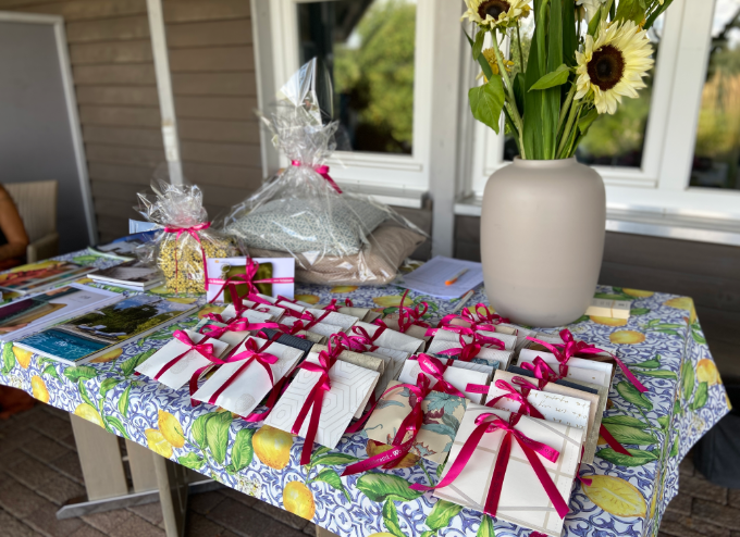 Geschenke schön verpackt für die Golferinnen